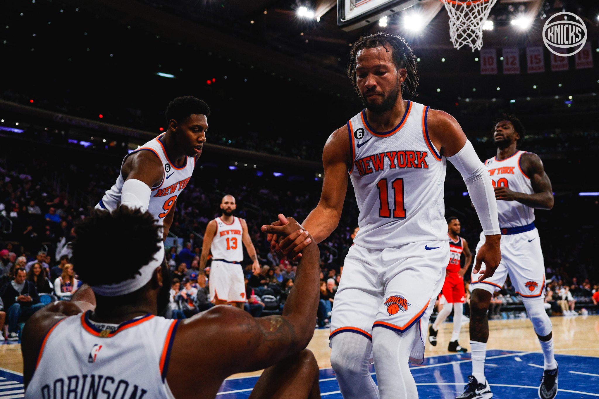 Knicks NBA21 Tip Off Knit NY – Solestory