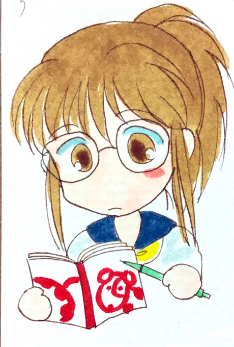 休日なのでおそようございますとても珍しい、弥生のメガネ姿 