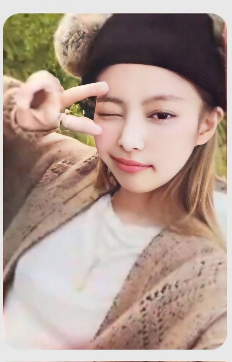 pinkolca's tweet photo. ⟡﹐[ ♡ ] 𓆩 wtt lft ph 𓆪 💒
💬 : https://t.co/fNMhNCYsjn
⎯⎯⎯⎯⎯ ⋆✦⋆ ⎯⎯⎯⎯⎯ 

have: 1st pic 
want: jenbear wink

💗 onhand !
📓 no to sensitive traders
🏄‍♀️ ratio tbd (all pcs are up for trade, reply gg offers but prio jennie) 
🛍 not for sale atm :) https://t.co/zDYqJ1EanD