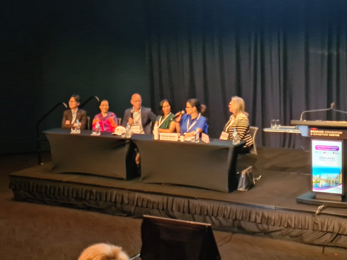 Localization technique - has any of the speakers managed to sway you to change to their preferred method? #AIBC2022 #BreastSurgANZ