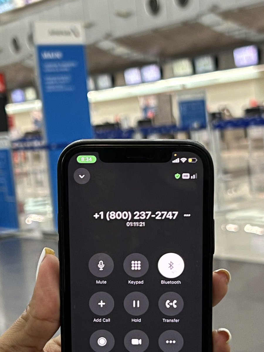 MafeHBurgos's tweet photo. @airfrance this is what buying a ticket with you looks like in 2022 https://t.co/JAuoNCWmg5