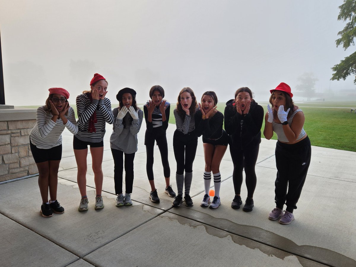 South Elgin HS Girls Cross Country tweet media
