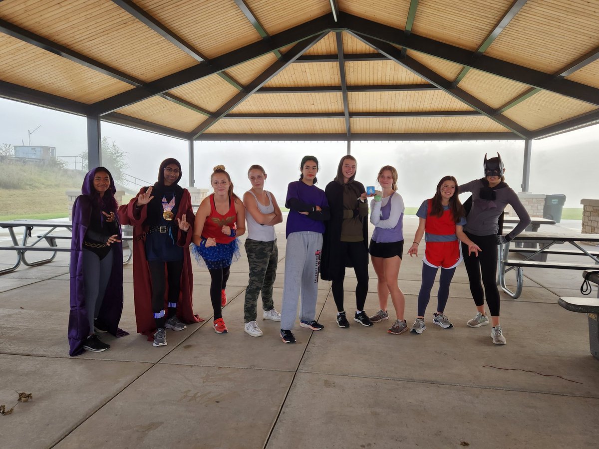 Mile Rep relays!! 2k22! And Senior breakfast!! Team Oui Oui👩‍🎨, Team Fabulous Fantastic Fierce Fairies 🧚‍♀️ and Team The Supers🦸‍♀️  
#sexc #seniors2k23 #milerelays #rollstorm #thisishowweroll #fall2k22