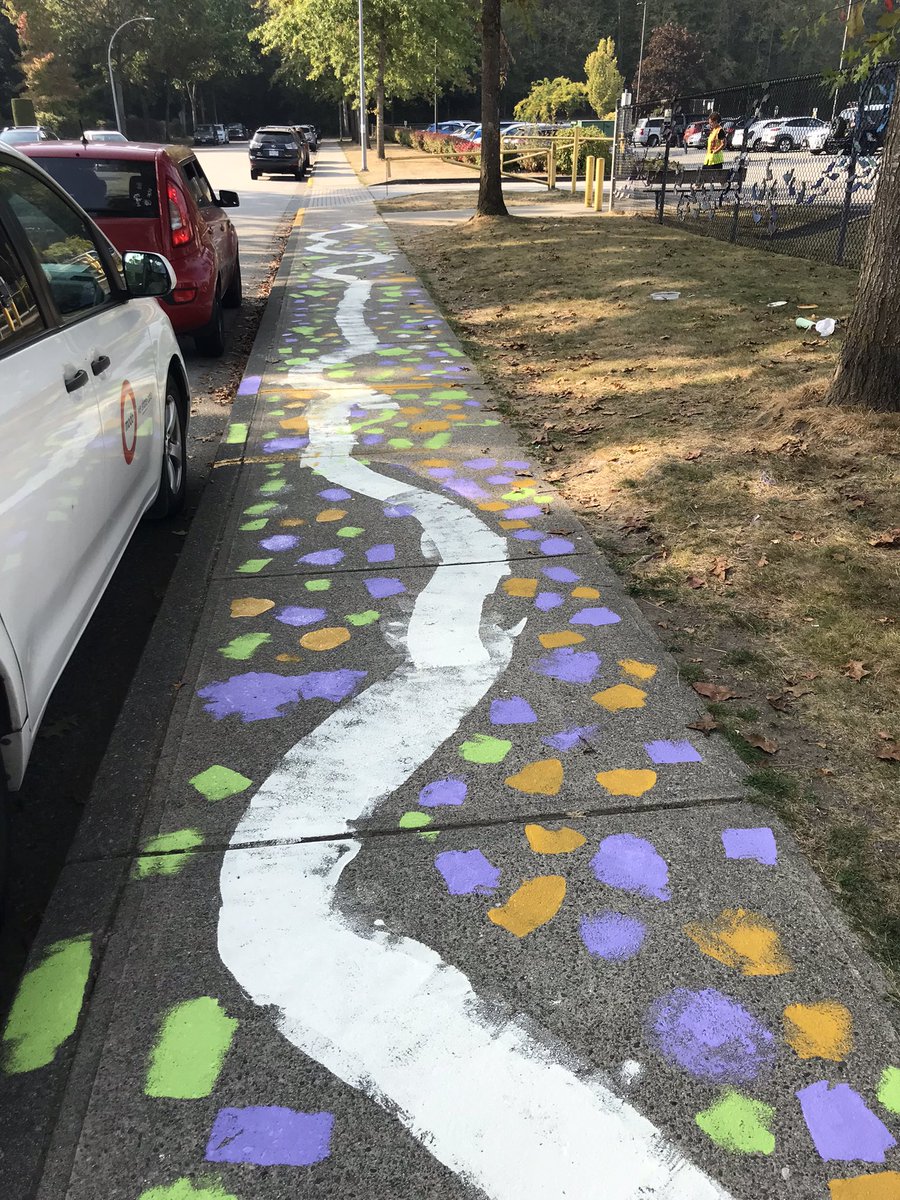 RoadSafetyLea's tweet photo. 👀 at these beautifully painted sidewalks that Topham Elementary students did this afternoon as part of an Active School Travel event 👏👫🚸🚴‍♀️🚦🚘 https://t.co/lcrCTjj58h