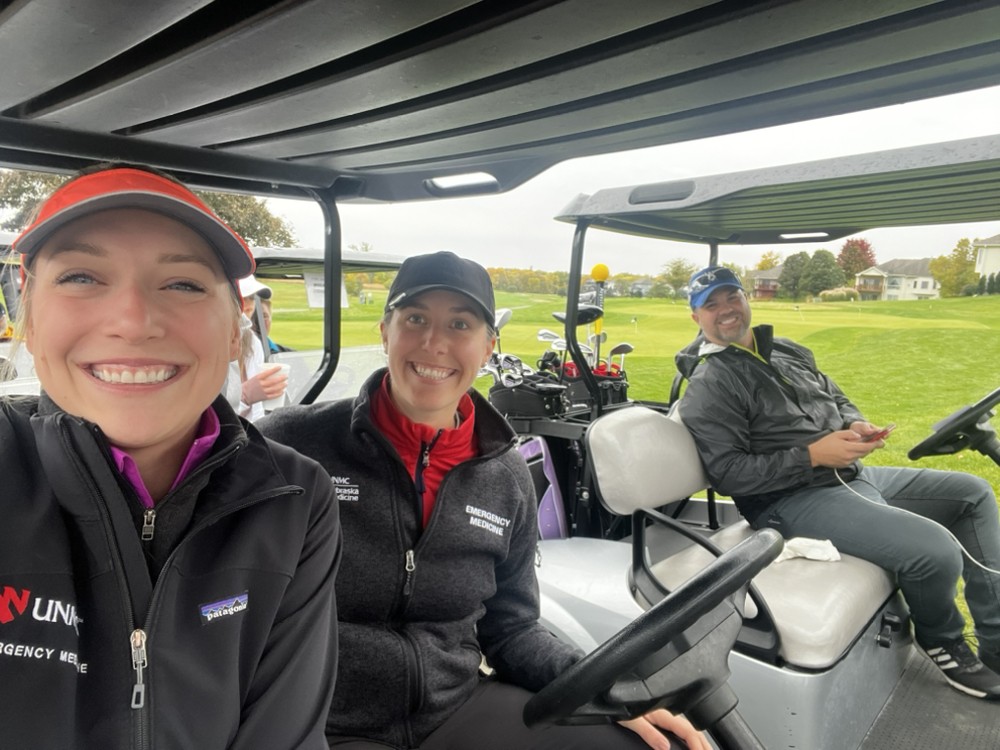 NebraskaEM's tweet photo. Our residents be golfin at the SHARING the Green Golf Tournament to support the student run clinic at #unmc #fallgolf #EmergencyMedicine https://t.co/cVYDP6CCho