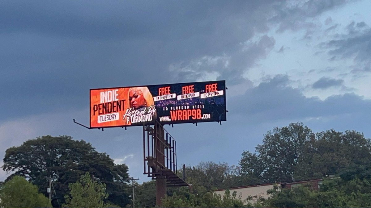 FunchesCalandra's tweet photo. My daughter P Diamond memphis  next female rapper won another rap battle and was put on a Memphis Billboard at Airways and Ketchum  managers and  producers where yalll at go check her out https://t.co/2dqjK3jSkQ