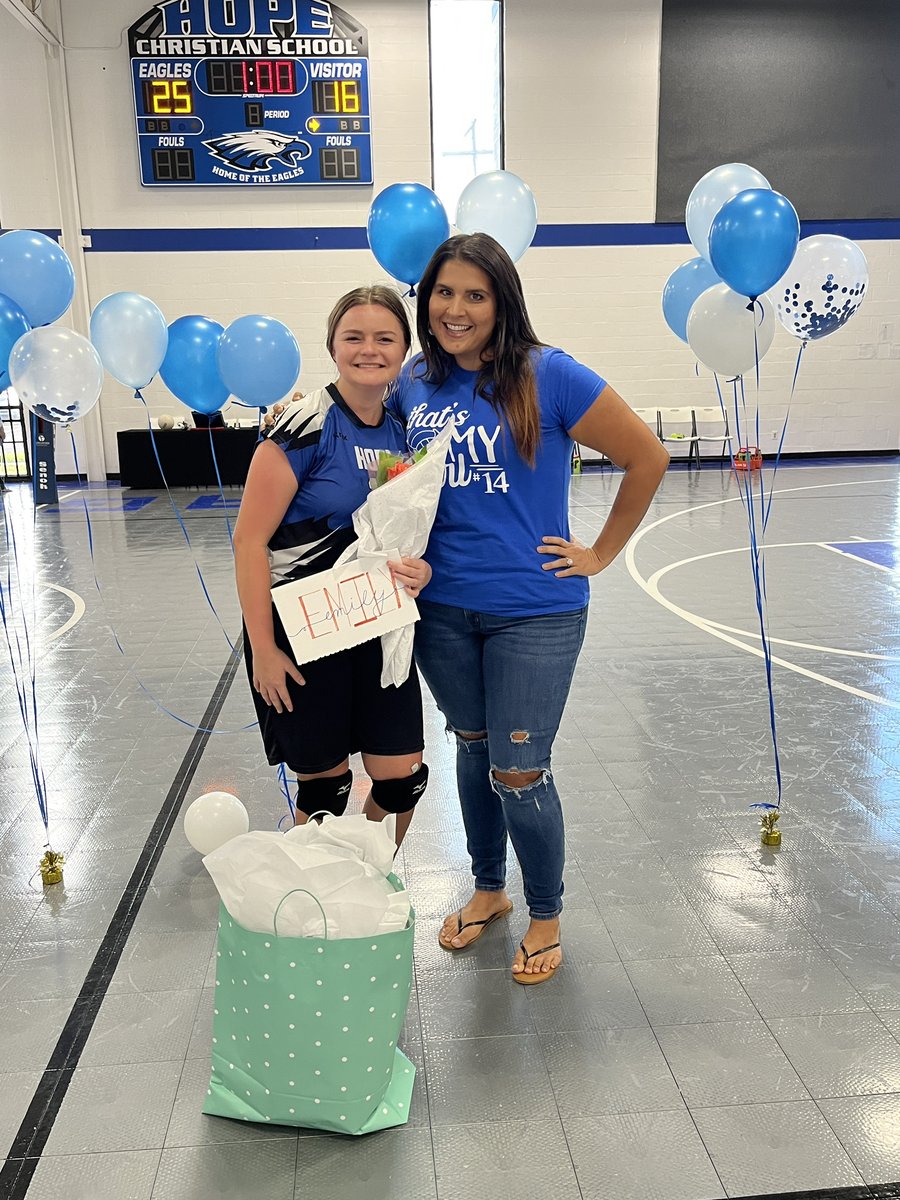 HopeChildrens's tweet photo. Tonight is Emily W. last home volleyball game and we wanted to make today a specail senior day for her! We are so proud of you and hope that today made you feel so loved! Go Eagles!!! 🦅🎉🎓 https://t.co/hJJ4Eki7It