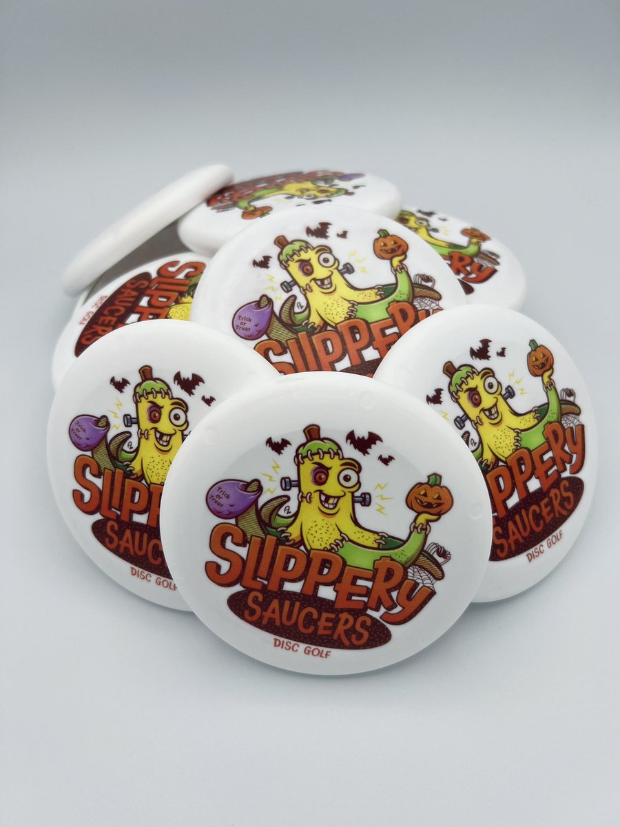 SlipperySaucers's tweet photo. Halloween minis & Leather Patch Beanies (comes in 4 colors) are now available!! #beanies #spookyseason #discgolfstore https://t.co/nI6Rfs4M7V