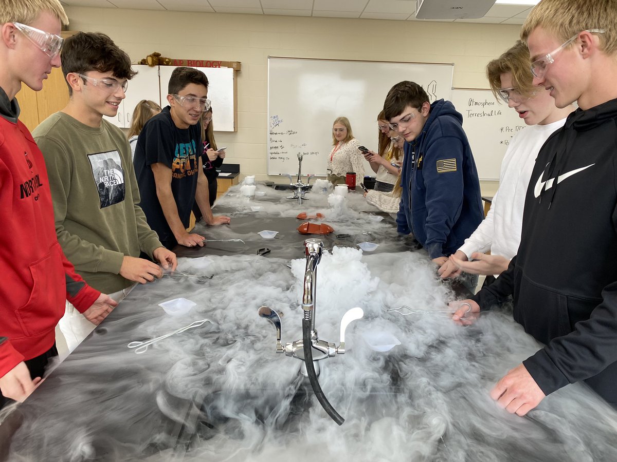 MrsKult's tweet photo. I am exhausted and stressed and behind on everything โฆ but I also had a ton of fun designing these lessons and teaching today :) #NPphysics https://t.co/13CDs1e8UD