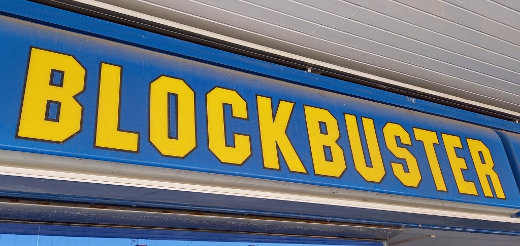 marketing_gott's tweet photo. Check out my blog posts about Blockbuster Video stores https://t.co/79Qjfi4yMJ #Blockbuster #BlockbusterVideo #VideoStoreDay #RetailArchaeology #VideoStoreDay2022 https://t.co/CASryvdCQY