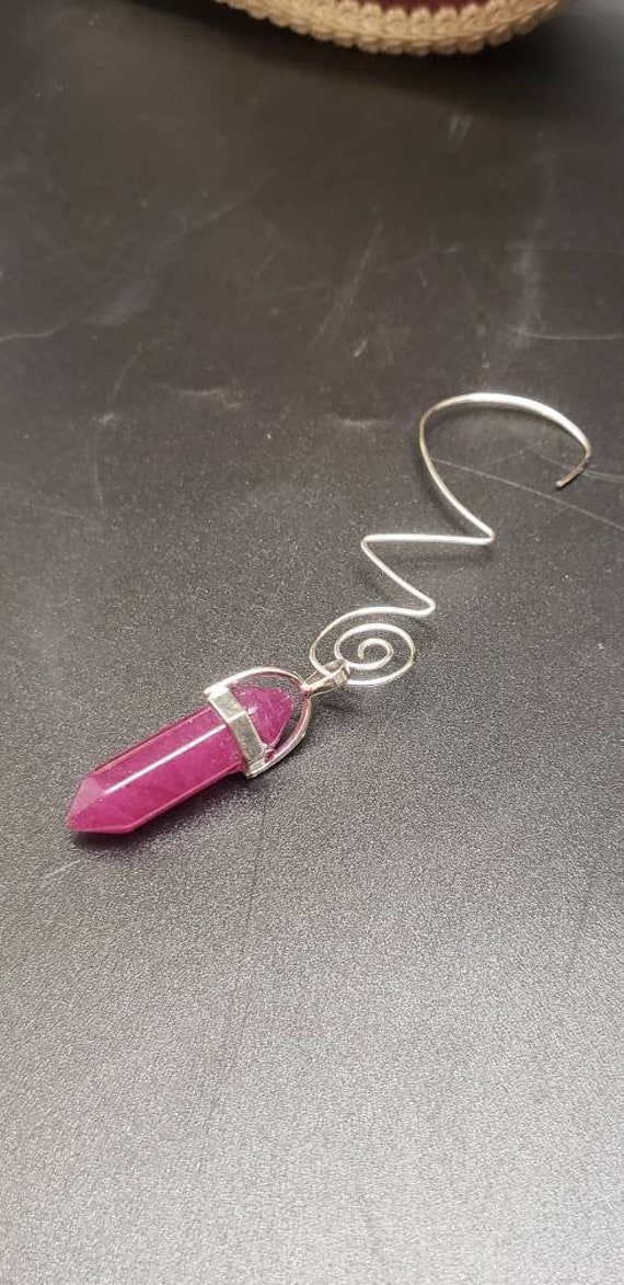 LauraCharbonnea's tweet photo. Amethyst Healing Stone Charm https://t.co/s9ECxrez7t via @EtsySocial #jewelry #fashion #Protectioncharm #giftforhermomsis https://t.co/iYlhvkm1pl
