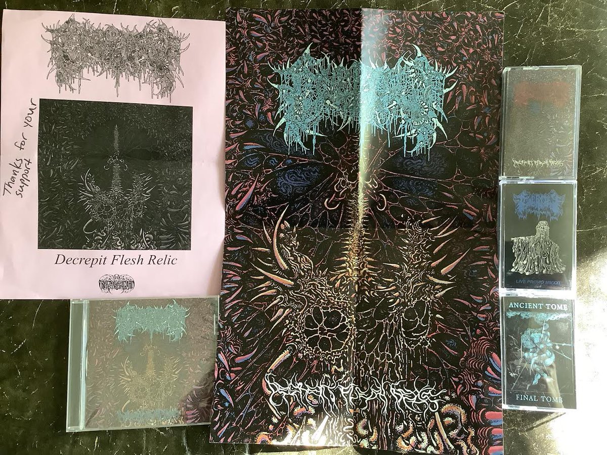 Bottomless pit sized shoutout to Drew @tirriveeish for this stunning CIVEROUS care package w/Ancient Tome skullsplitting kicker 🤯🤘I was whining about waiting for vinyl and he blesses me w/the kiss of death! 🎧 transylvaniantapes.bandcamp.com/album/ancient-… 🎧 transylvaniantapes.bandcamp.com/album/civerous…