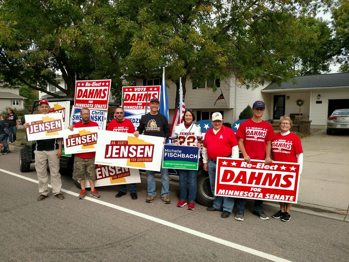 We enjoyed walking in the SMSU homecoming parade on October 1st in Marshall, MN. Go Mustangs! 
dahmsforsenate.com