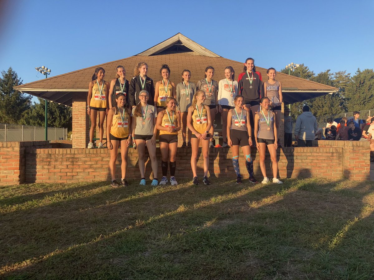 RVRHS_XC's tweet photo. Girls worked hard today at the Burlington County XC Open race! Placing 5th against some awesome teams! Congrats @moorestown_xc for taking the win today and big ups to all our girls that medaled! https://t.co/Rywgy6iuyO