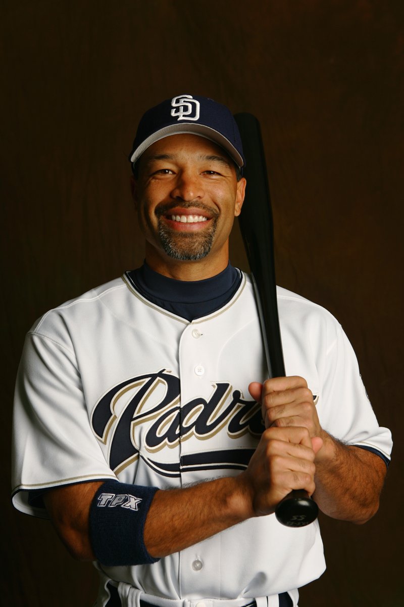 CBS Sports on X: The Padres are hosting a home playoff game in San Diego  tonight for the first time since 2006. Dave Roberts, who played left field  for the Padres during