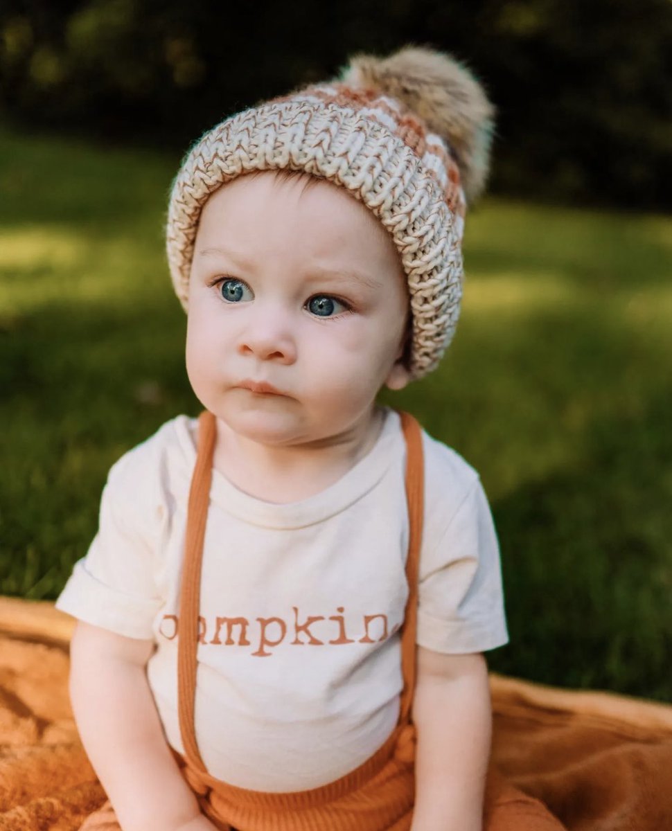 The cutest pumpkin in the patch!

📸: @ninaaa_thomas

#happyfall #autumnbaby #halloweenbaby #smallshoplove #whatstrending #tenthandpine