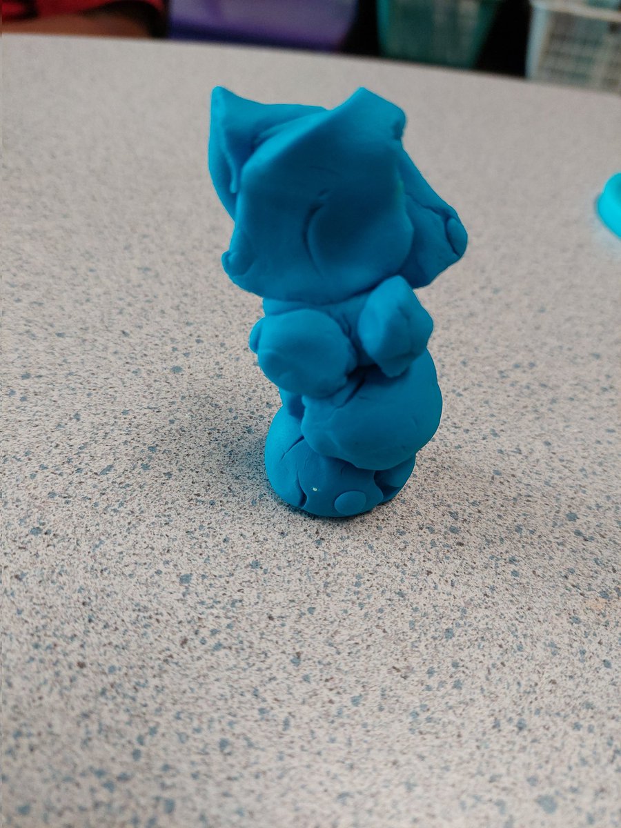 websterteaches's tweet photo. One activity we enjoy includes getting out the playdoh and creating different things. The kids love it! It lends opportunities for speaking, listening and writing for ESOL. #MakeADifference #ESOLrocks @CardenParkElem https://t.co/pgZxmT5DJ9