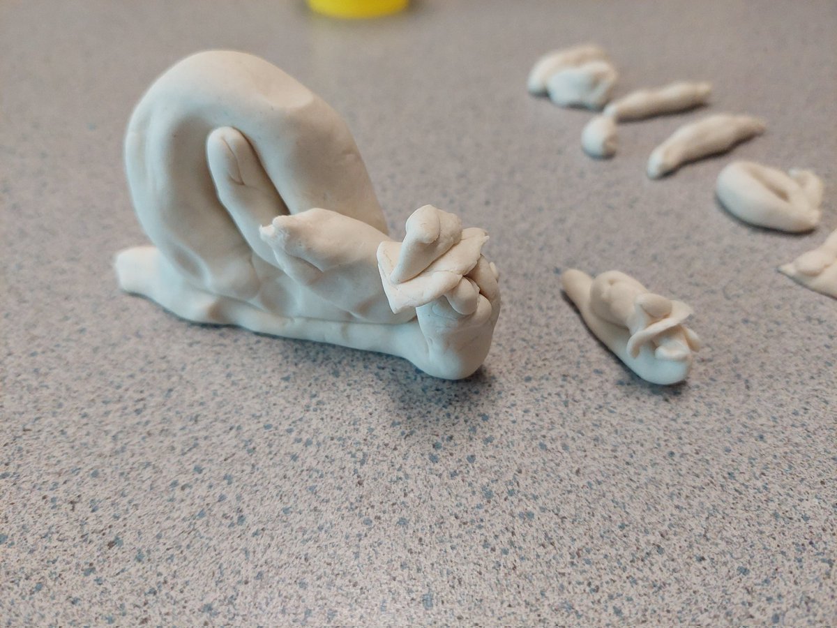 websterteaches's tweet photo. One activity we enjoy includes getting out the playdoh and creating different things. The kids love it! It lends opportunities for speaking, listening and writing for ESOL. #MakeADifference #ESOLrocks @CardenParkElem https://t.co/pgZxmT5DJ9