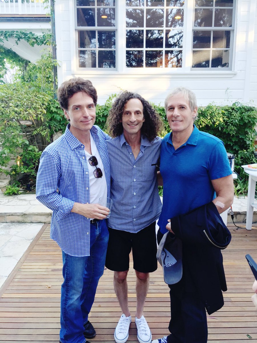 richardmarx's tweet photo. #fbf to a barbecue a few years ago with these greats. My über talented pals ⁦@mbsings⁩ ⁦@kennyg⁩ https://t.co/uBXTCyztCH