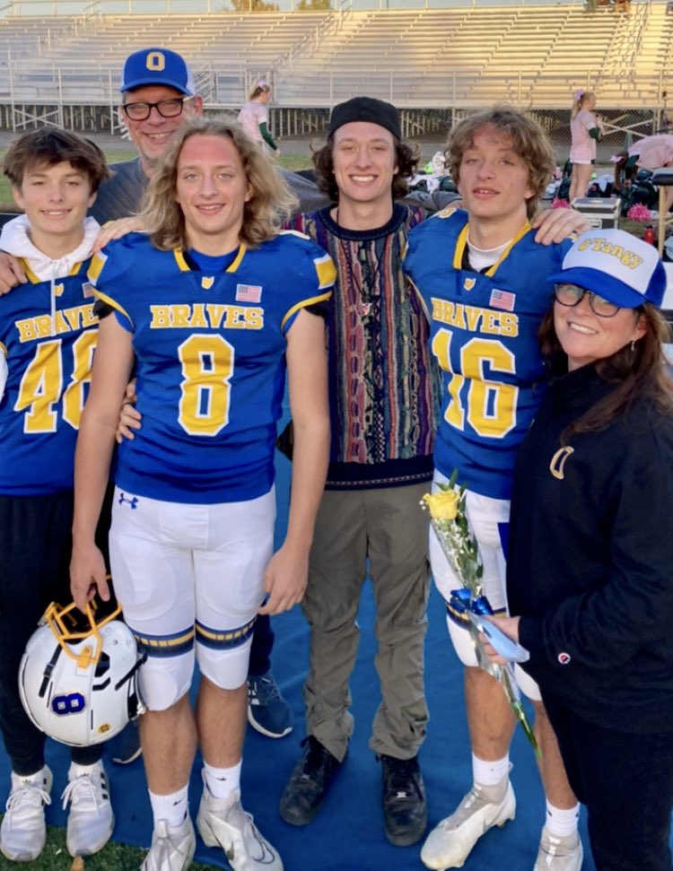 #fridaynightlights <a href="/OHSBravesFB/">Olentangy Braves FB</a> #family