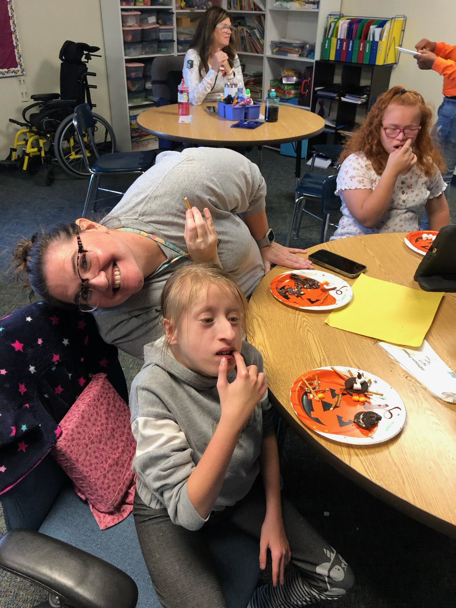 Ms. Sabin tweet media