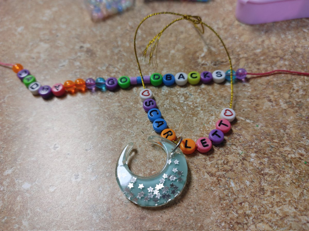 seanrambaran's tweet photo. Scarlett wanted me to make a bracelet with her today... She settled for a charm that will go on my bag at #dbacksfantasycamp instead! 😁

#Dbacks #FTD https://t.co/HgK05rLAeB