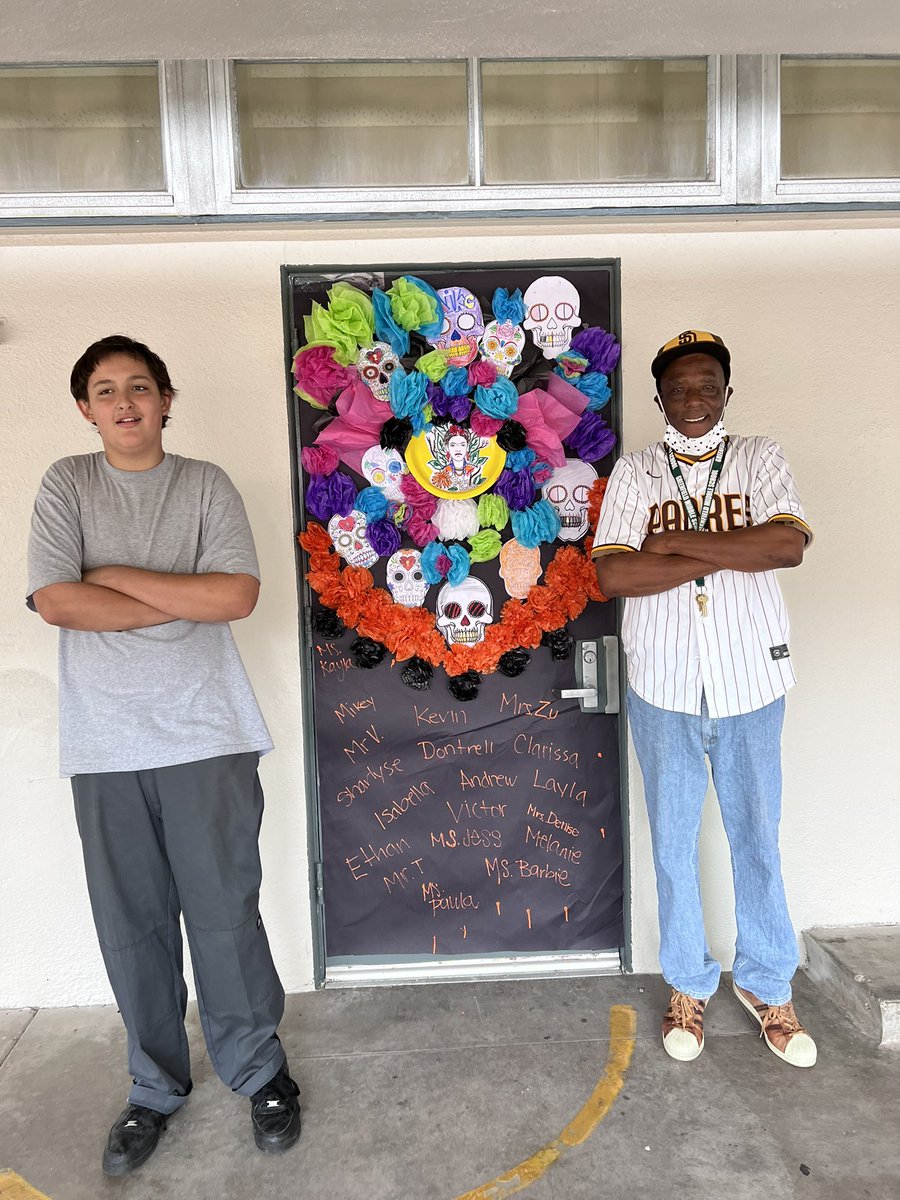 Red Ribbon Week ❤️ Door Wreath 😬 we went with Día de Los Muertos and Frida Kahlo. Flowers, skulls, and decor, made by students and staff! RRW <a href="/GThunderbirds/">GMSThunderbirds</a> <a href="/CajonValleyUSD/">CajonValleyUSD</a>