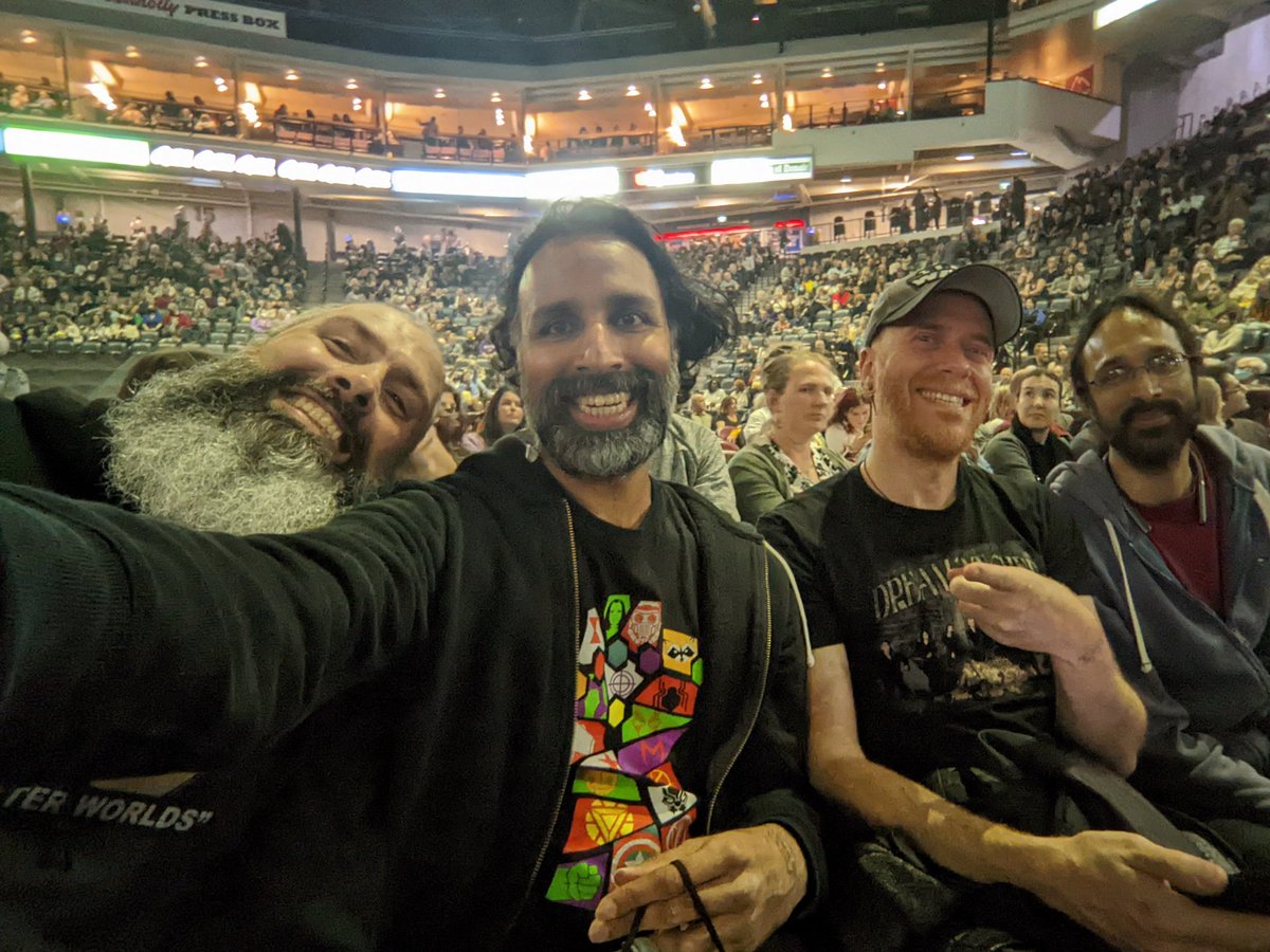 thechristhomas_'s tweet photo. Excited to see @Trevornoah again! #BackToAbnormalTour https://t.co/JkZjqWGXs4