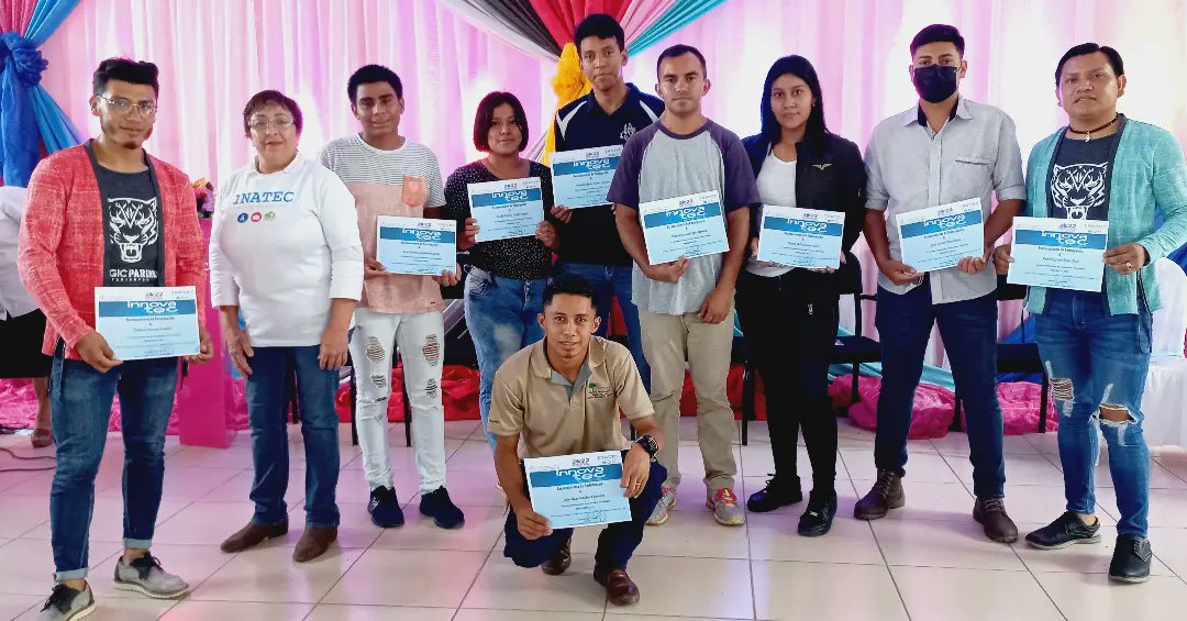 centro_olof's tweet photo. Estudiantes del Centro Tecnológico Olof Palme participan en Festival Regional de INNOVATEC 2022 presentando sus proyectos para la IV Jornada Nacional.
#SoyTecNicaragua🇳🇮🌲🎉 https://t.co/PKKtqSTKb1
