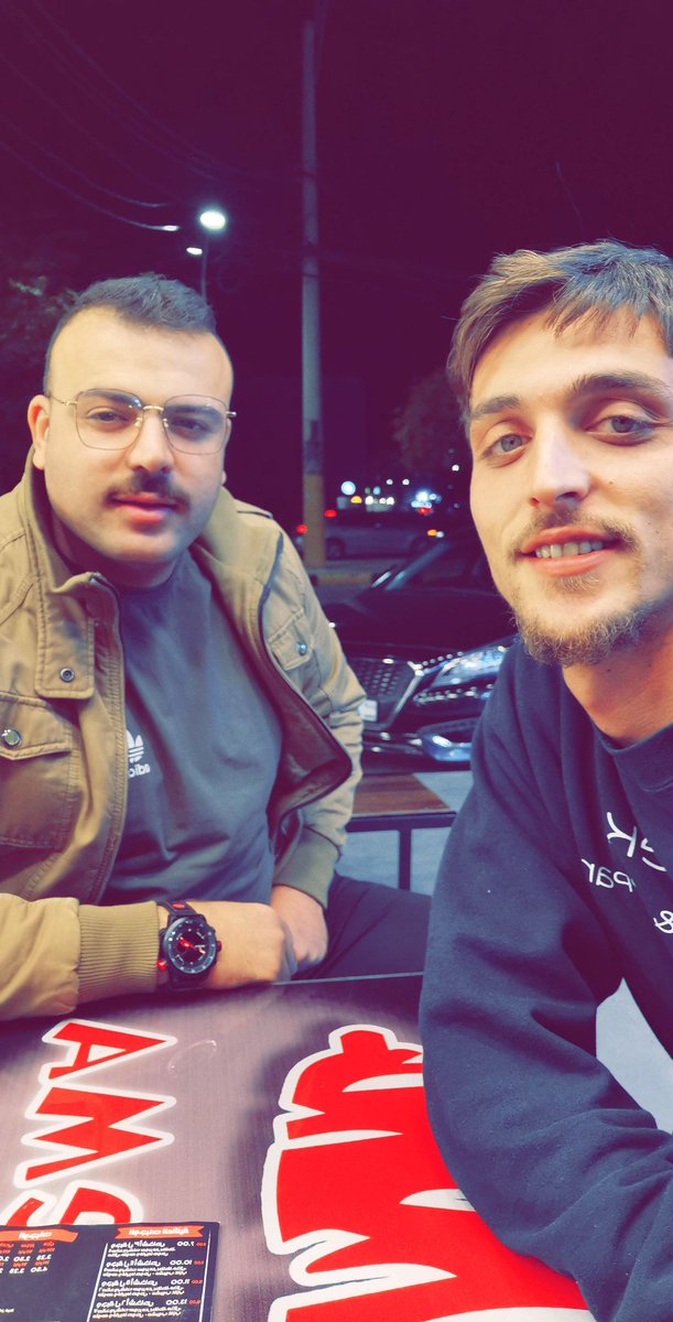 اخوي و حبيبي شجاع العلاونة الف الف مبروووك يا روحي و ربنا يتمملك على خير بس بالنهاية بحب احكيلك …..
#ما_بوترني_غير_عيونها 
#و_الامكانيه_عالية 
#و_العشيرة_قوية 
@alawnehshuja198