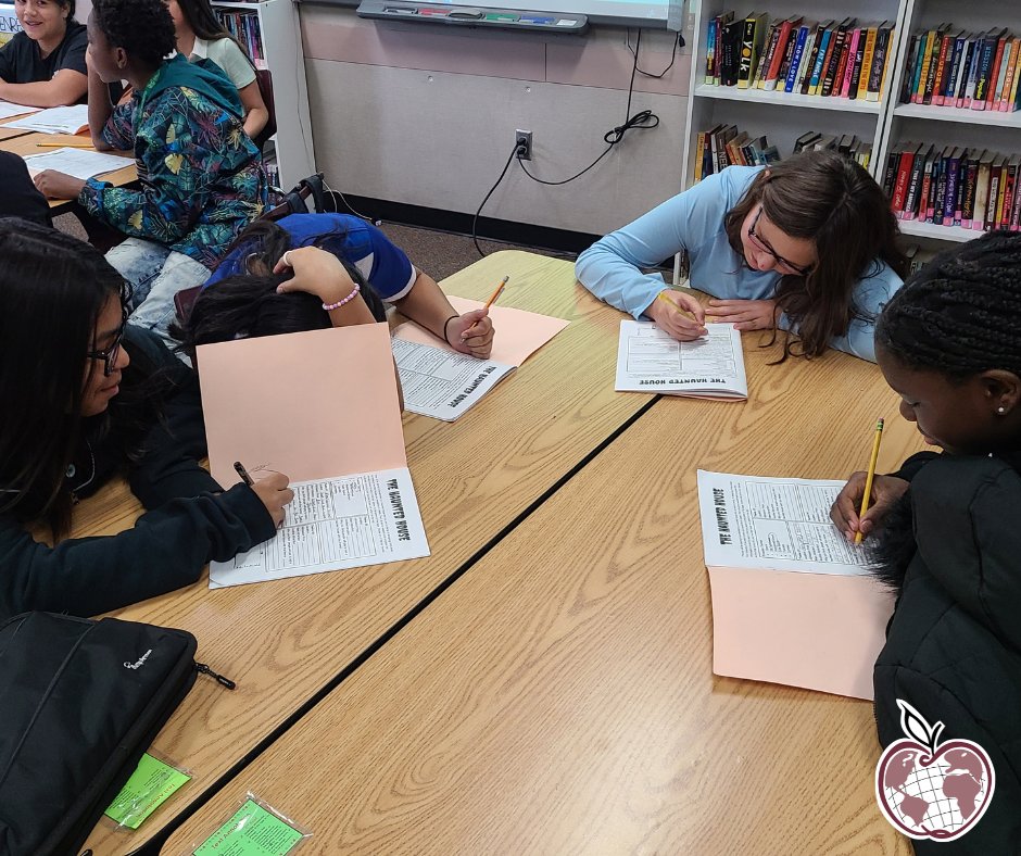SSPPS6's tweet photo. 6th graders in Language and Literature are working on Author's Purpose by creating either a Fall Festival or a Haunted House. They will persuade, inform, and entertain the reader with their writing. #SSPpride #PackerPride #SSPlearns https://t.co/CHeeveZQcZ