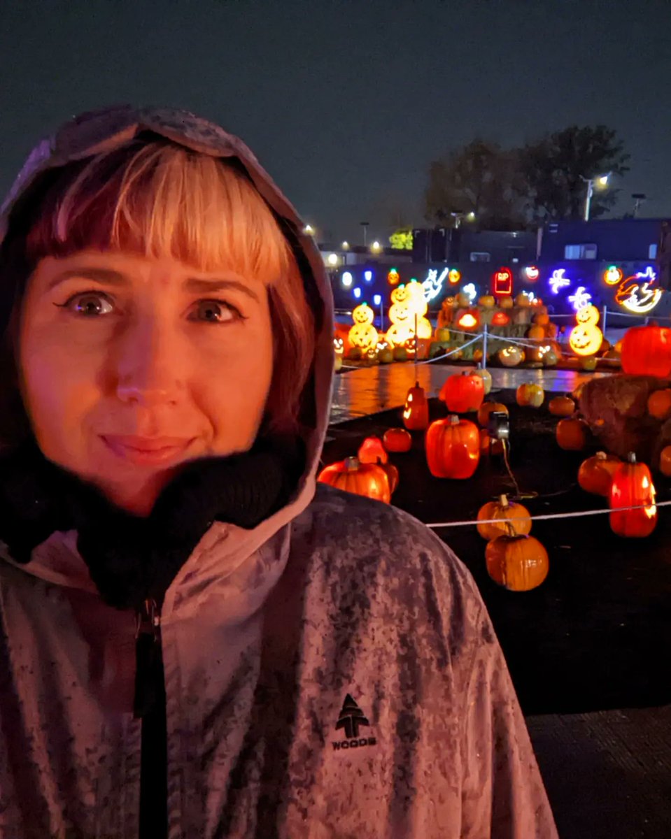 JessBandit's tweet image. Halloween Special at Illumi Laval 🧡🎃
#illumilaval #Halloween2022 #touristadventures