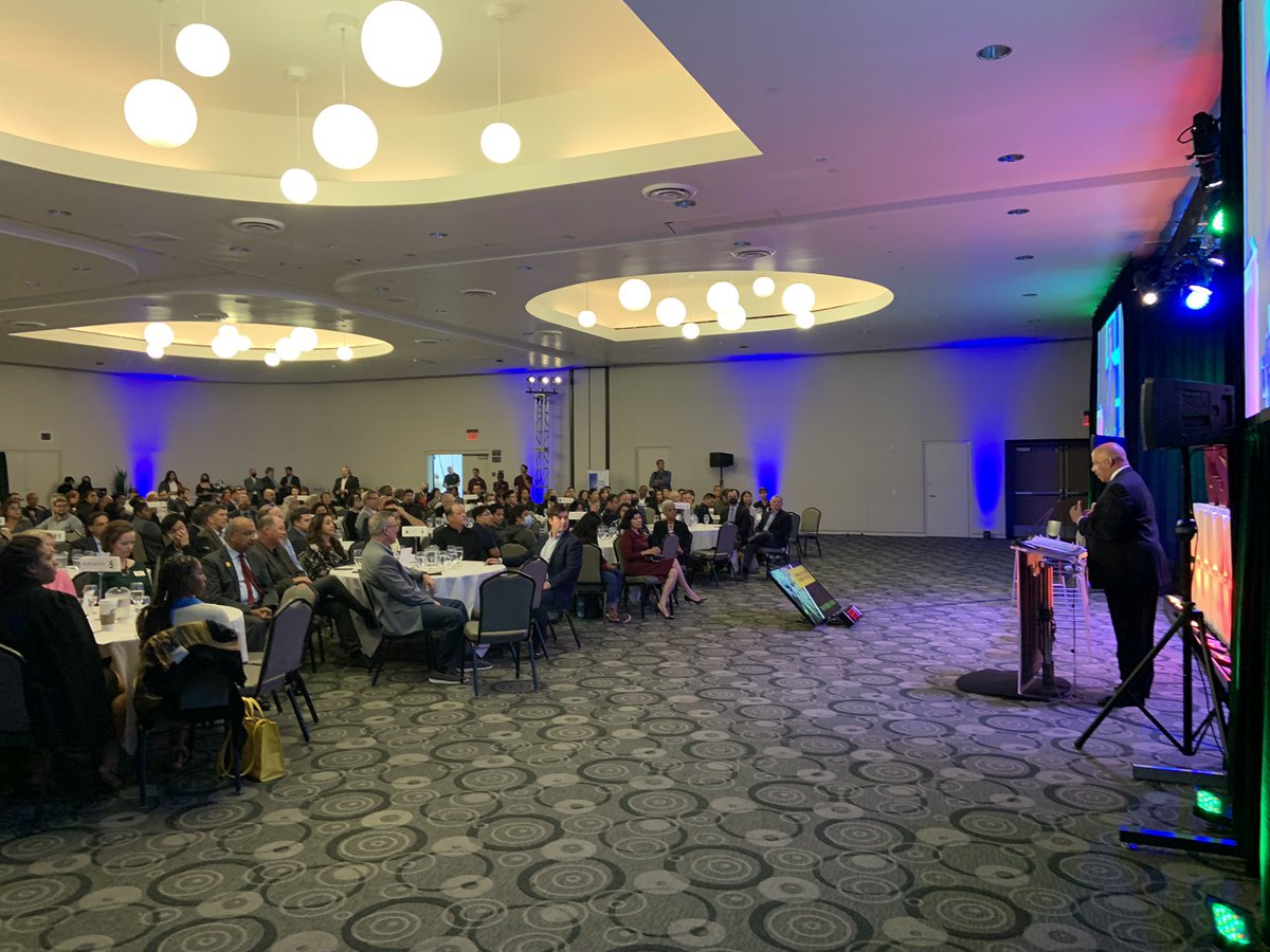 frankmottek's tweet photo. Big day in the South Bay! Great seeing business and civic leaders at the 8th Annual South Bay Economic Forecast Conference @DominguezHills @CSUDH_SBEI @CSUDHPrezParham #CSUDHForecast @MottekOnMoney @KABCRadio #business #LosAngeles https://t.co/4j0bUWs5vu