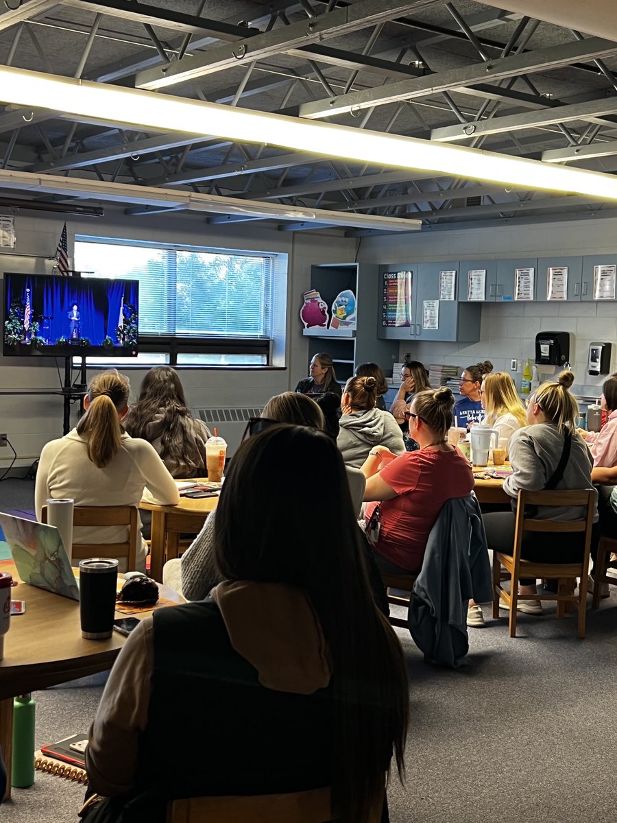 mrswiebej's tweet photo. How did I get so lucky! This staff💕💕💕💕#championsforchildren #EnergyBusBookStudy @JonGordon11 #bemorepositivethanthenegativity @CougarsCE @BerthaBobcats @BellevueSchools #teamBps #bpsne @BoysTown #ManagingYourself @NeMTSS https://t.co/COZOS5mJva