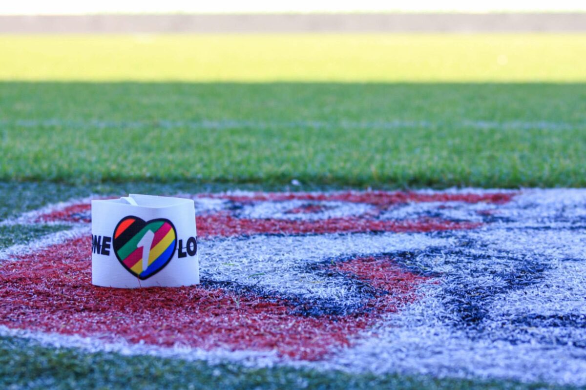 De wedstrijd van vanavond stond voor het zesde jaar op rij in het teken van de #AllTogetherChallenge. 🏳️‍🌈