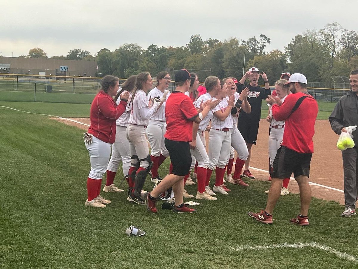 2022 District Champions!  
Quarterfinal game will be in Warrenton on Wednesday, Oct. 19.  Gametime TBD.