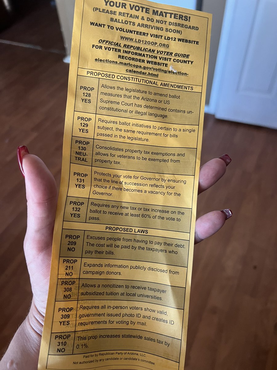 I’m glad someone thought it was a good idea to put this on my door. It’s funny seeing how much info is missing on this sheet for each prop. Holy manipulation! 👎🏻