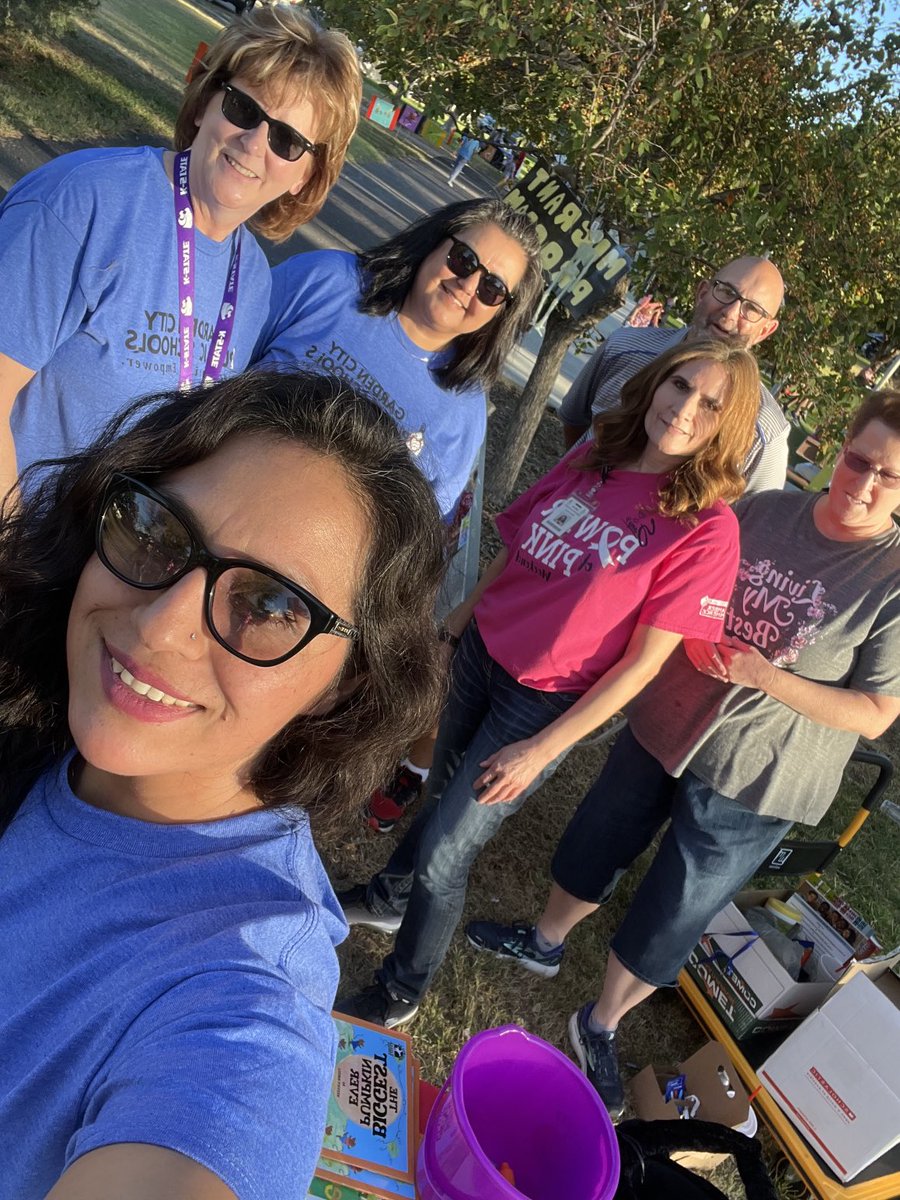 We’re covering all the bases here the community resource fair. #kindergartenreadiness #wearehiring#migrantadvocacy #USD457