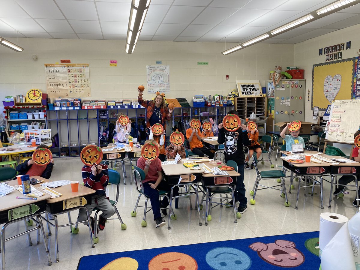 Miss Jones tweet media