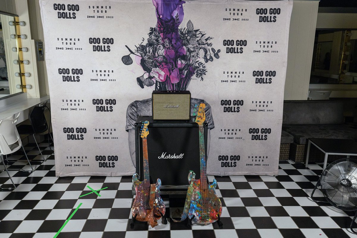 googoodolls's tweet photo. We had a blast meeting everyone at the VIP Meet &amp; Greet on the Summer Tour !! Can't wait to see you again this fall !!!! 

A limited # of VIP Packages for the CHAOS IN BLOOM TOUR are still available at: https://t.co/HyyoEDRAyI https://t.co/1LDp52xnE1