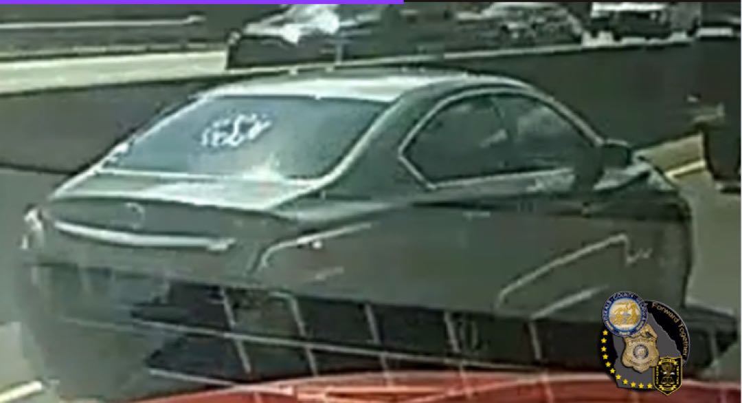 DeKalbCountyPD's tweet photo. DKPD needs your help IDing the owner/driver of this vehicle. The vehicle &amp; driver are wanted for questioning in reference to a homicide that occurred on I285 &amp; I675 exit ramp on 10/11. If you have any information, please call our Homicide Assault Unit at 770-724-7850. #WeAreDKPD https://t.co/SLEeg1s9wN