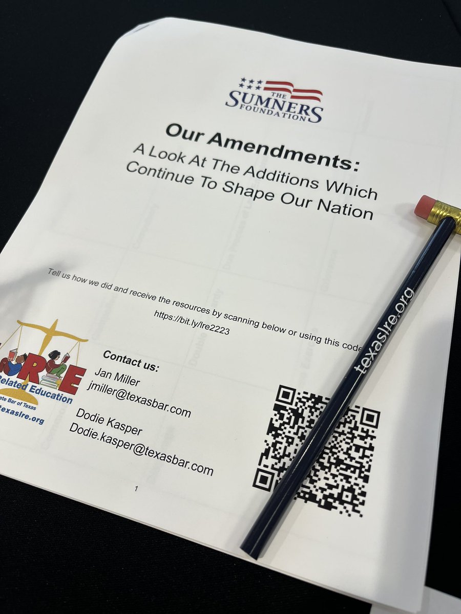 Texas_LRE's tweet image. LRE does it again. Second session Cartooning the Bill of Rights was another success @TXCSS22 #TXCSS2022 #TexasLRE