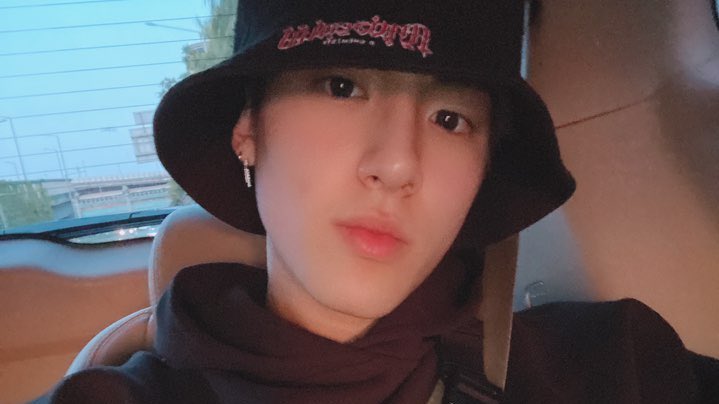 punknekos's tweet photo. yendo a recoger a mi capricorniano 𝑠oulie en mi carrito privado solo para tener #朕𝒽allowëėnᘏ𝓃ight ☆🌙 y de paso a hara &amp; mitsuya para una #a𝒇a𝔱alᝰ𝚔ill de exceso de 𝚌at-𝚋oys pero vamo que solo pienso robarle el corazón de una personita. 

0𝟙 𓏲 ⁺⁎ 𝚜höt, #dean https://t.co/G54CRFt3Ur