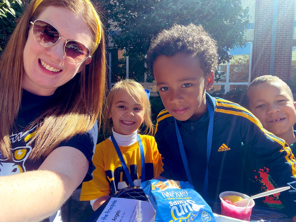 Mrs. McGill tweet media