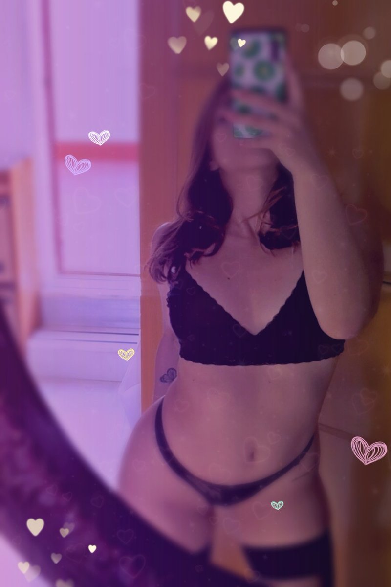kataryoko's tweet photo. @Nataliebaby10 #onlyfanspromo ⬇️⬇️⬇️
#cute #onlyfansbabe

https://t.co/lDQ0TyYJFn❤️‍🔥 https://t.co/e5ILMYPVrM