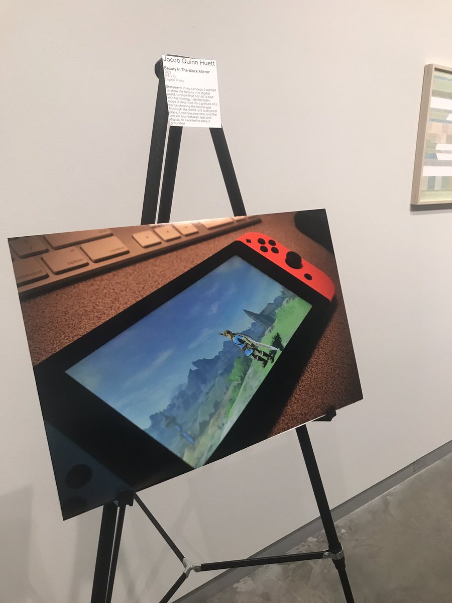JacobHuett's tweet photo. My Photo @ University Galleries of ISU! https://t.co/pZlaiBuKLc