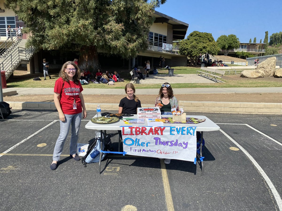 Redwood_MS's tweet photo. Club Rush @Redwood_MS #unity #clubfun #schoolactivities https://t.co/gseLK9YlIh