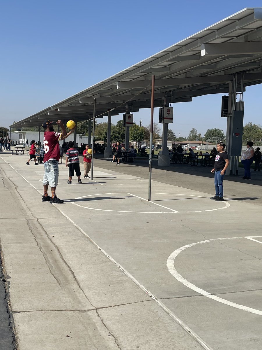 Loudon Elementary School tweet media