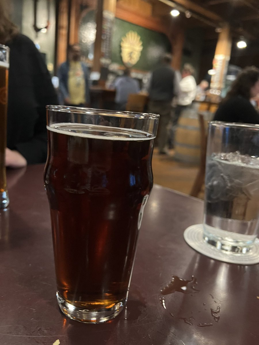 Jkemp34's tweet photo. Loving the Honey Brown Ale @Schlafly #Taproom #supportlocalstl https://t.co/BTuMyJ9hVT