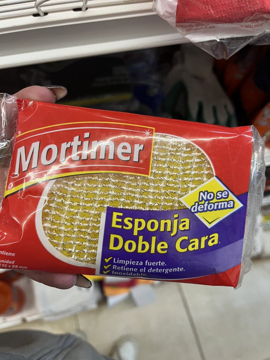 saco una esponja ella jajajaj